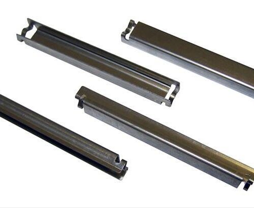 27 remblok clip achteras Grand Cherokee WK 05-10 27 remblok clip achteras Grand Cherokee WK 05-10