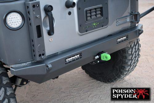 POISON SPYDER achterbumper BFH II met beugellipjes en trekhaak - Jeep Wrangler JK