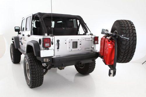 Smittybilt achterbumper staal ATLAS bandendrager - Jeep Wrangler JK